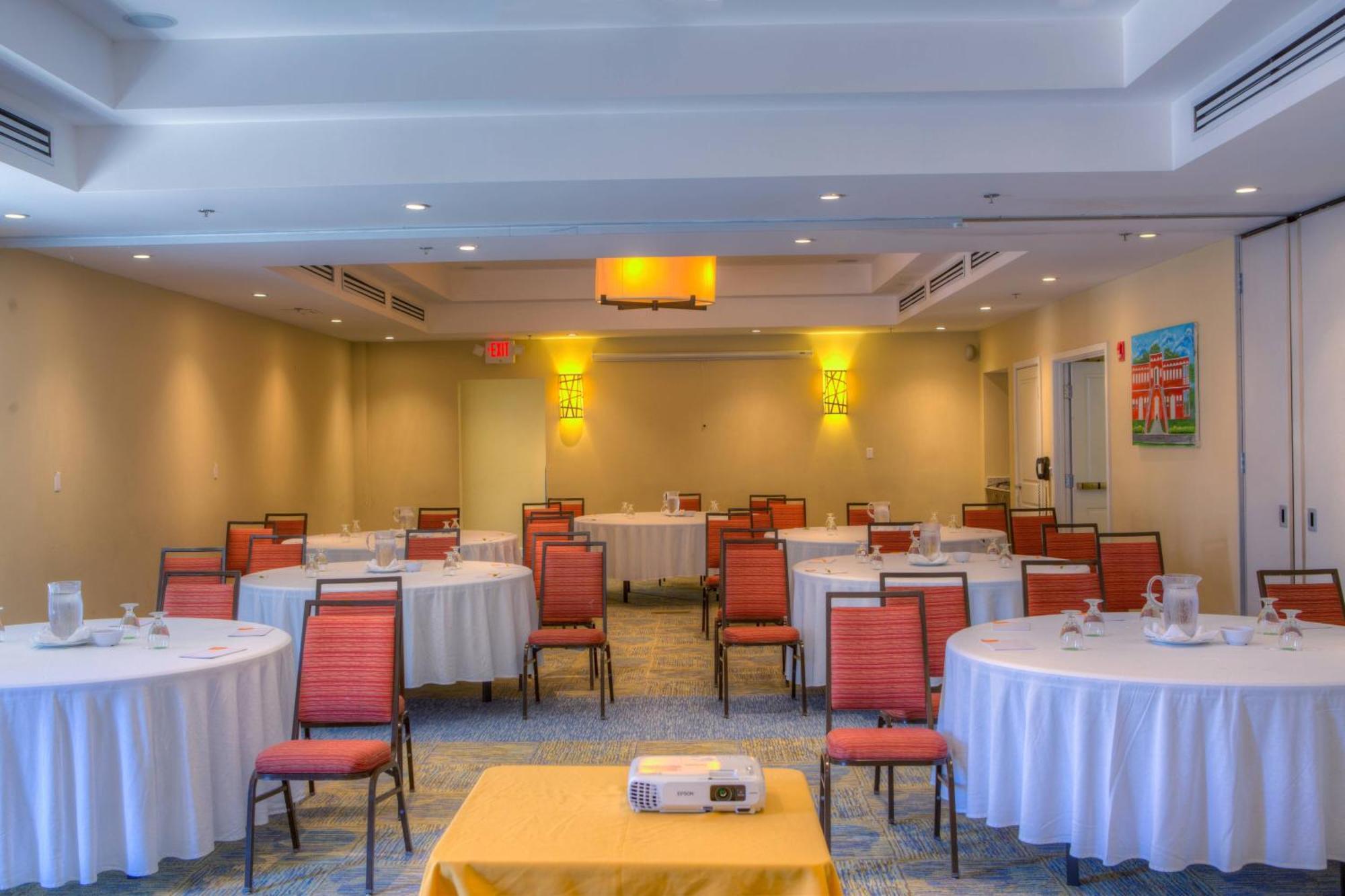 Courtyard By Marriott Bridgetown, Barbados Hotel