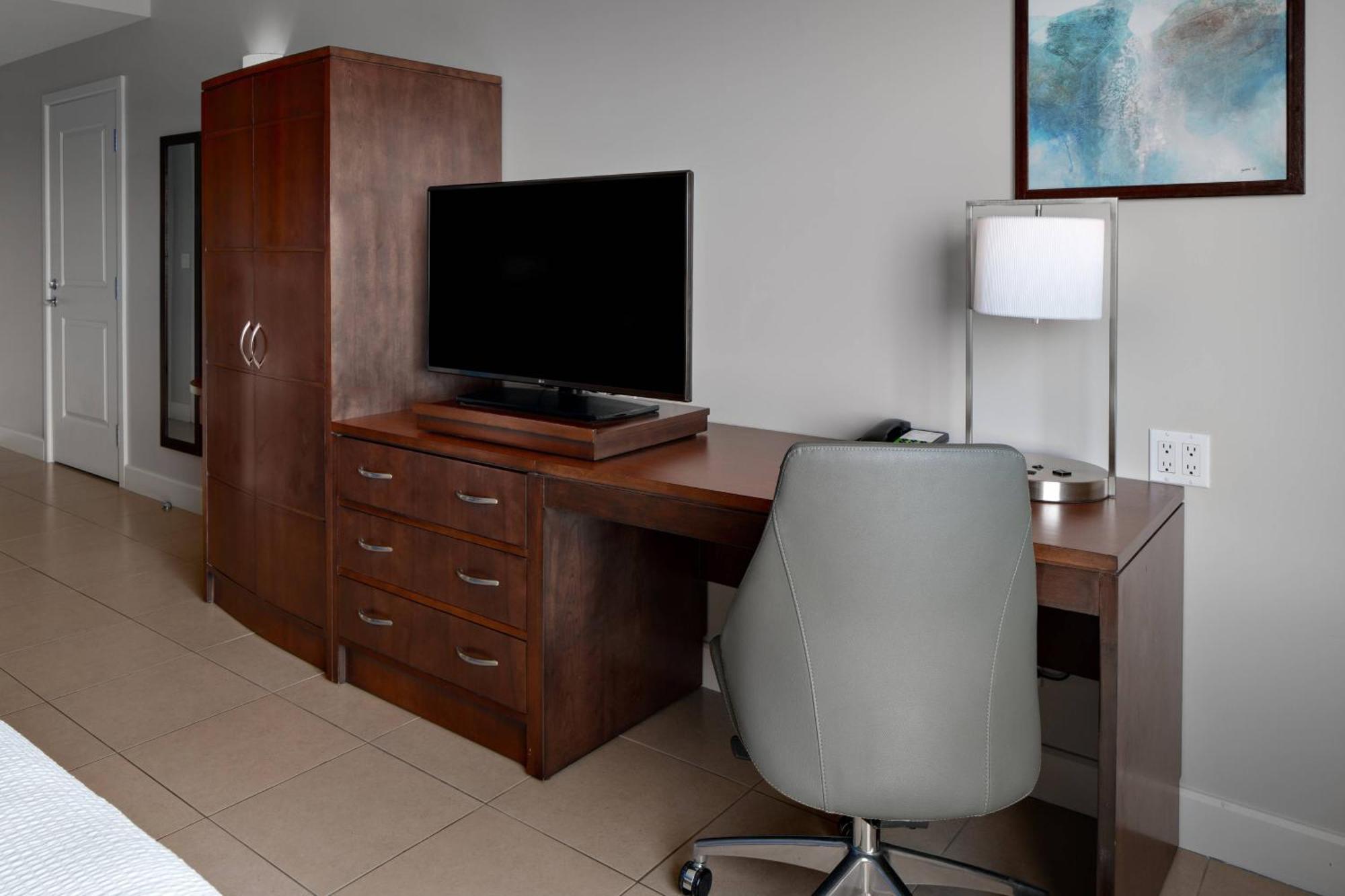 Hotel Courtyard By Marriott Bridgetown, Barbados 3*