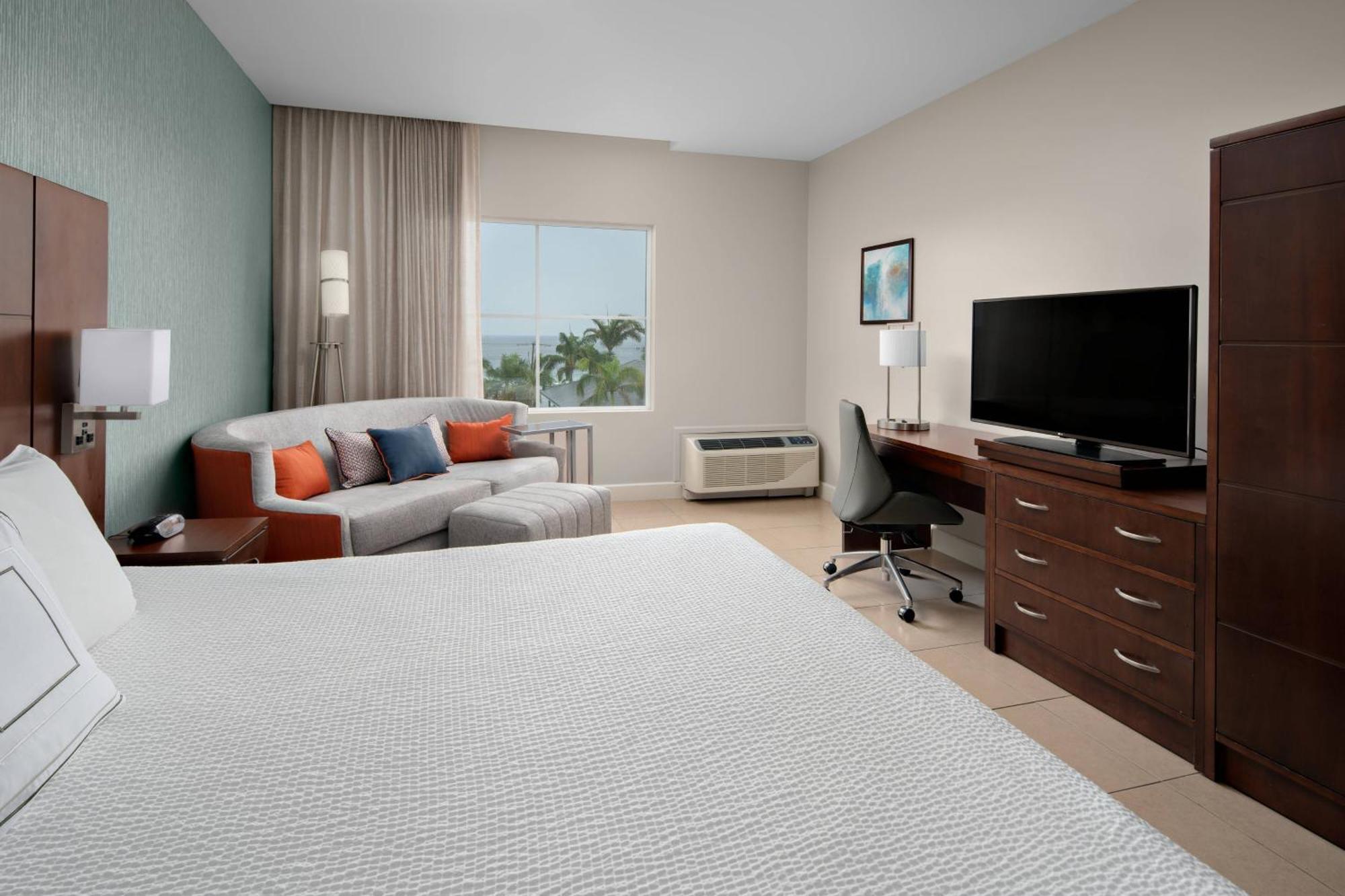 Courtyard By Marriott Bridgetown, Barbados Hotel Bridgetown