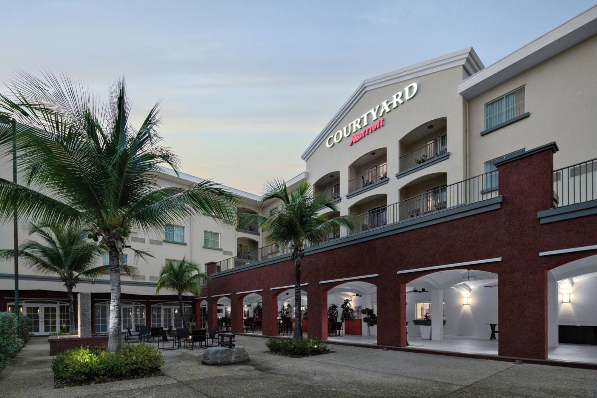 Courtyard By Marriott Bridgetown, Barbados Hotel 3*