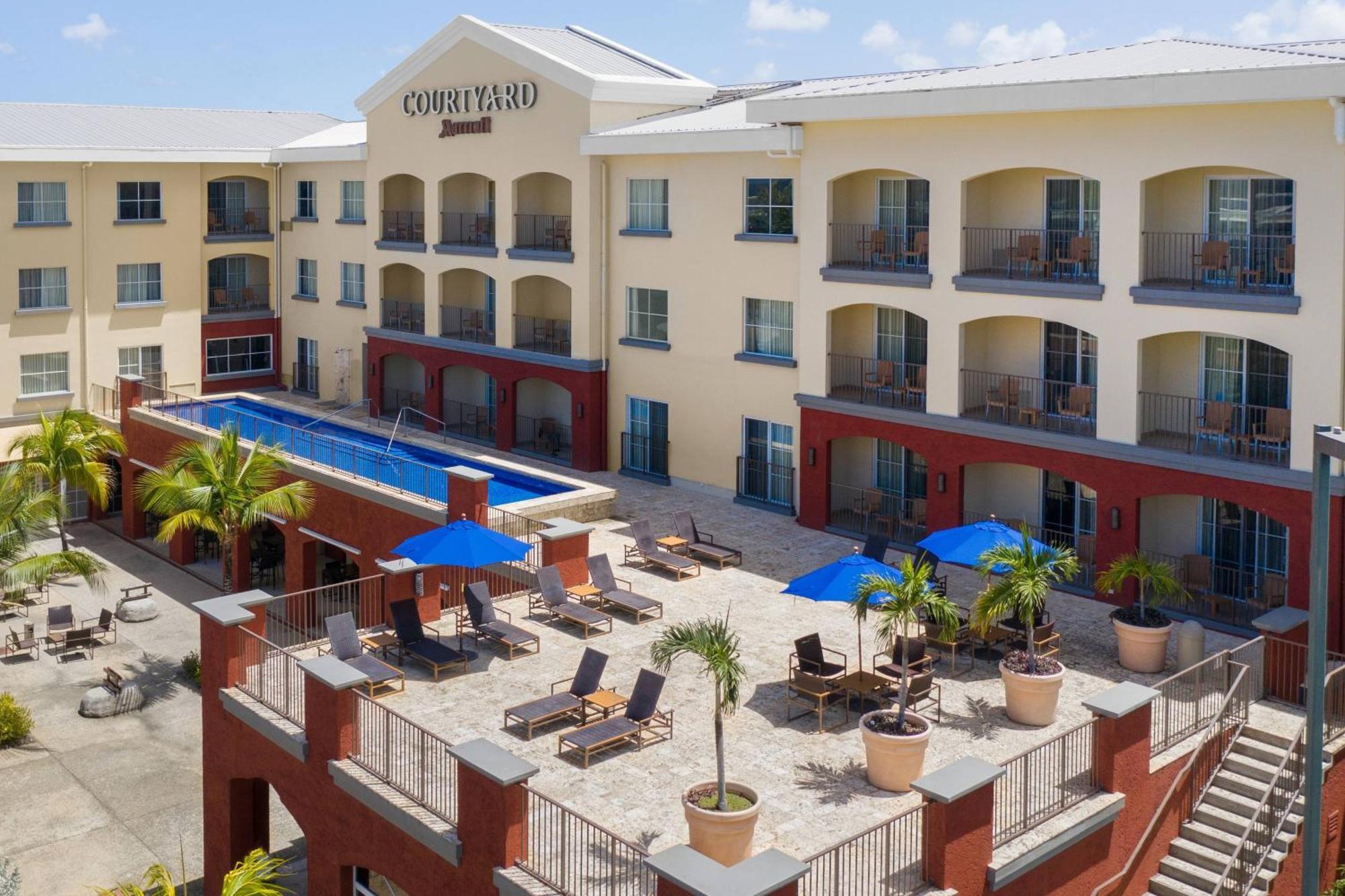 Courtyard By Marriott Bridgetown, Barbados Hotel 3*