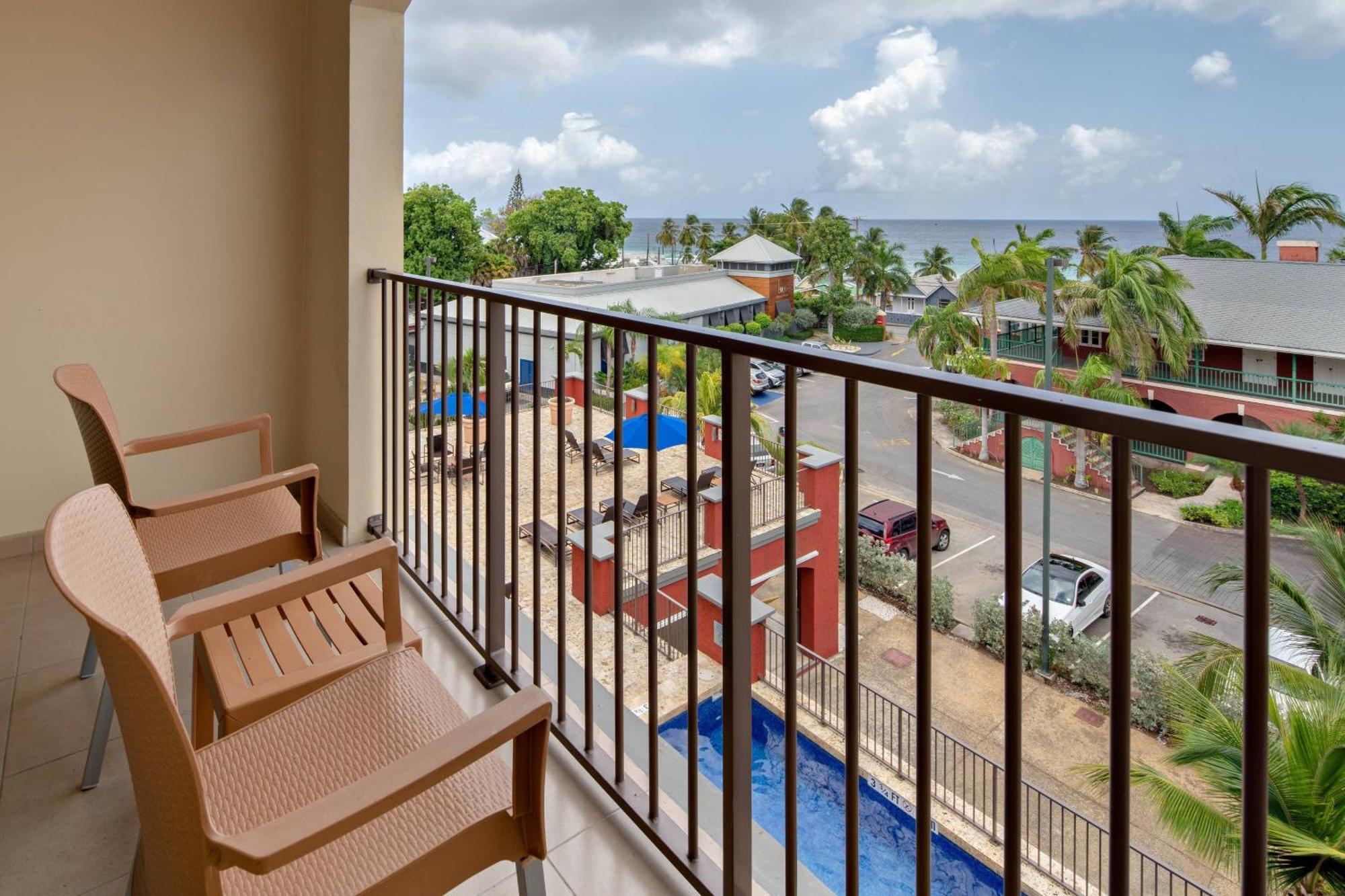Courtyard By Marriott Bridgetown, Barbados 3*