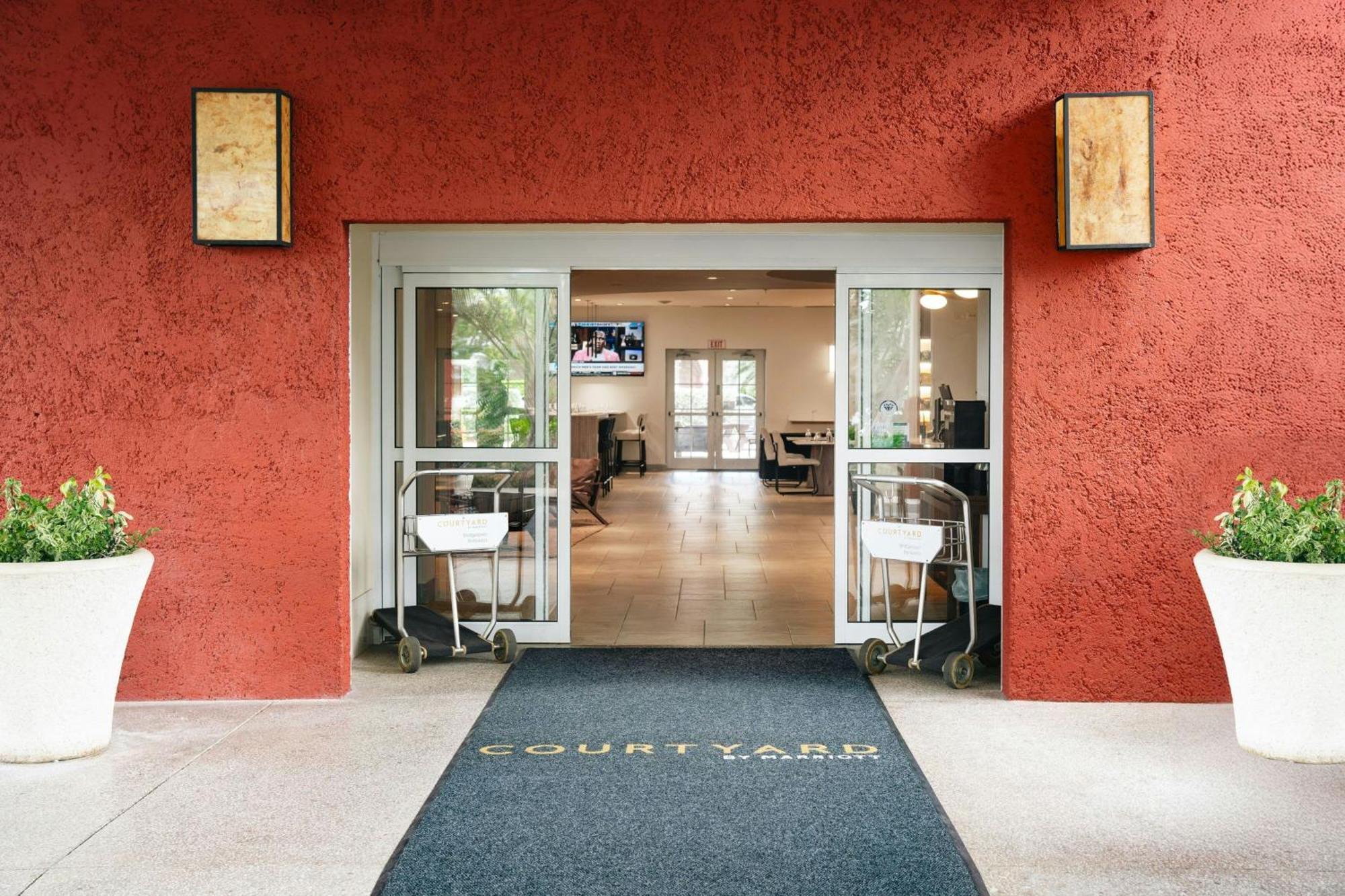 Hotel Courtyard By Marriott Bridgetown, Barbados 3*